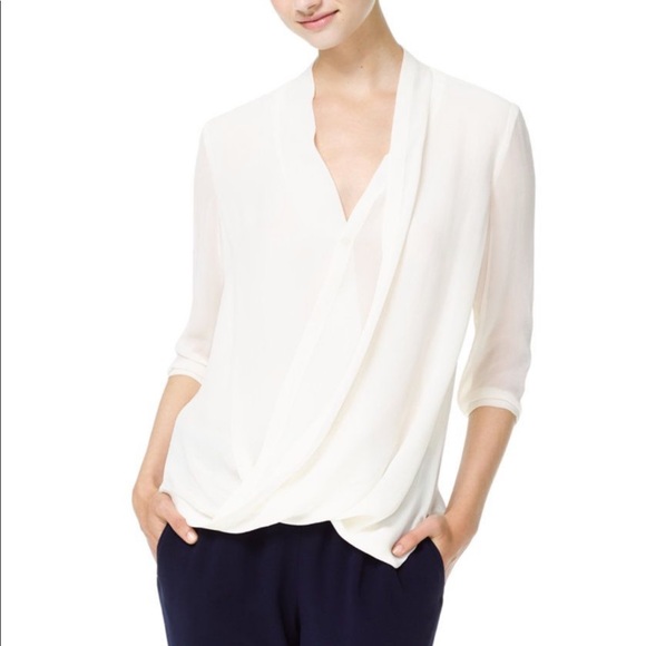 Aritzia Tops | Aritzia Babaton Beau Blouse 0 Silk | Poshmark